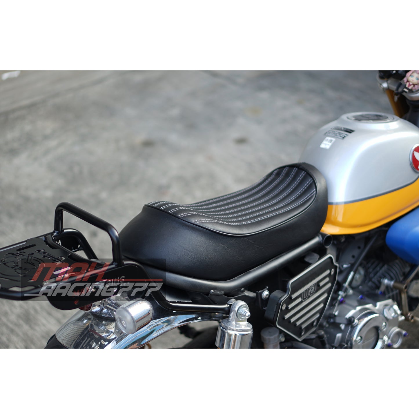 REPLACEMENT SEAT CAFE RACER BLACK V.3 FOR HONDA Z125 MONKEY 125 2018-2025