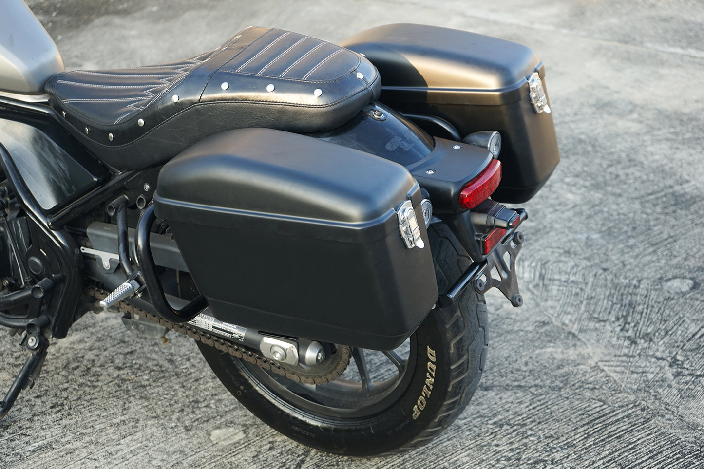 REAR RACK BOX BAG LUGGAGE CARRY LH+RH WITH FOR HONDA REBEL 300&500 2017-2025