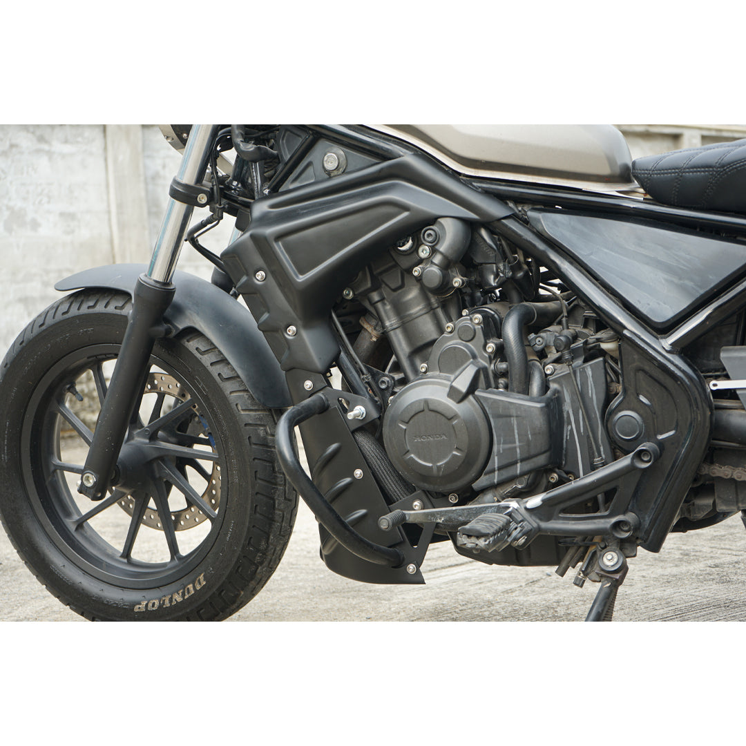 Side Cover Of The Engine Under Fairing & Crash Bar HONDA CMX REBEL 300 2017-2025