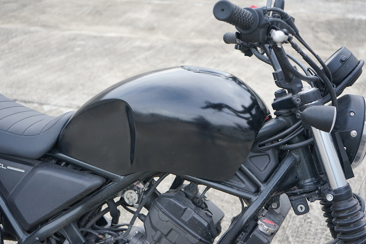 COVER FUEL OIL TANK MATTE BLACK V.3 FIT FOR HONDA SCL CL 300 500 2023-2025