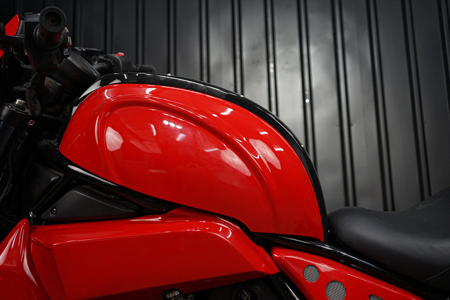 CUSTOM FIT FUEL TANK COVER RED + BLACK FOR HONDA REBEL CMX 1100 2021-2025