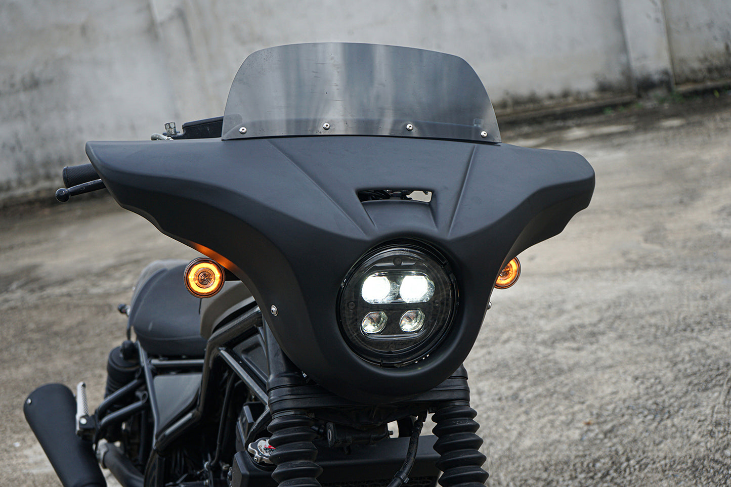 Front Batwing Fairing Windshield Matte Black Honda Rebel CMX 300 (2020-2024)